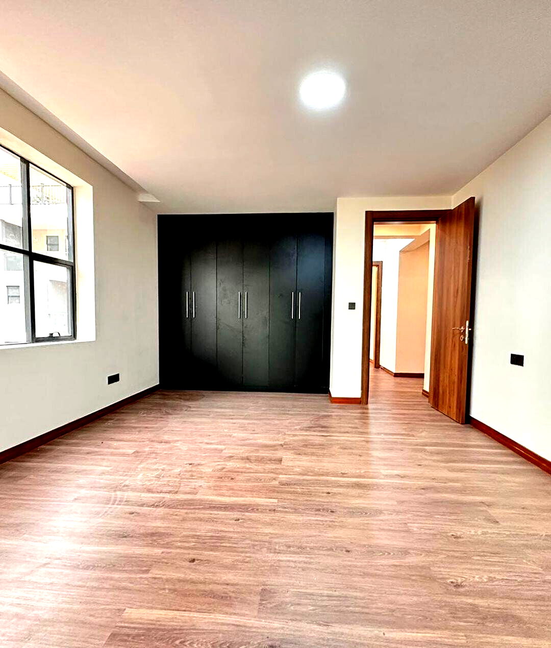 5-Ensuite Townhouse with DSQ & Landscaped Garden - Lavington