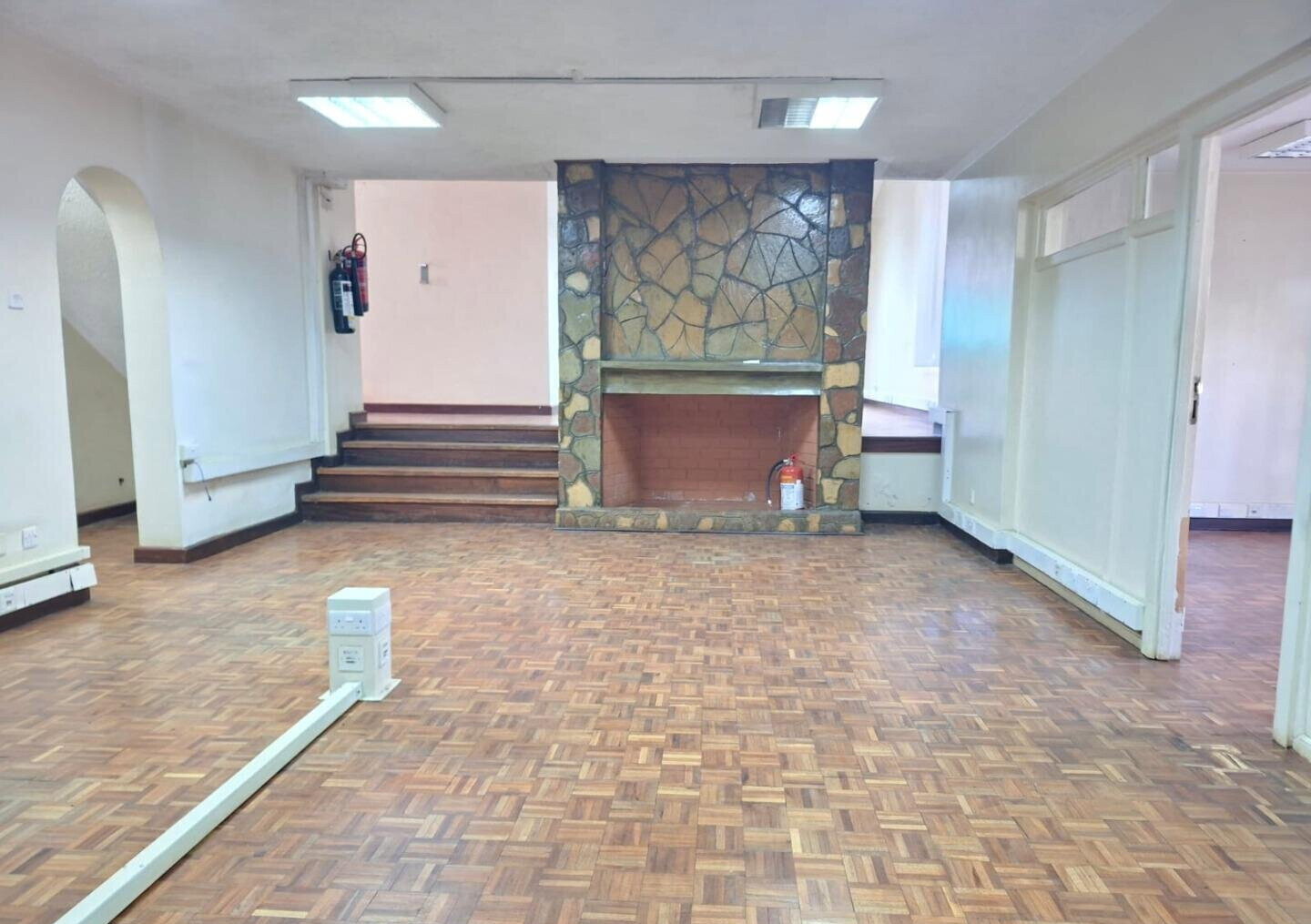 8-Room Office on Half-Acre in Gigiri's Diplomatic Zone