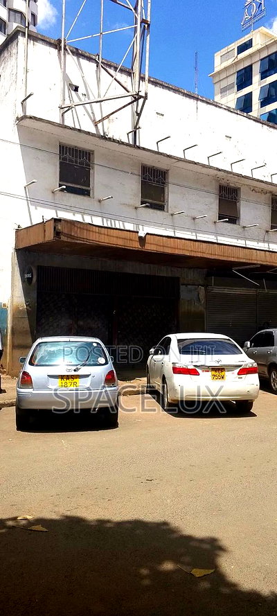 Restaurant Space/Shop/Show Room - Image 2