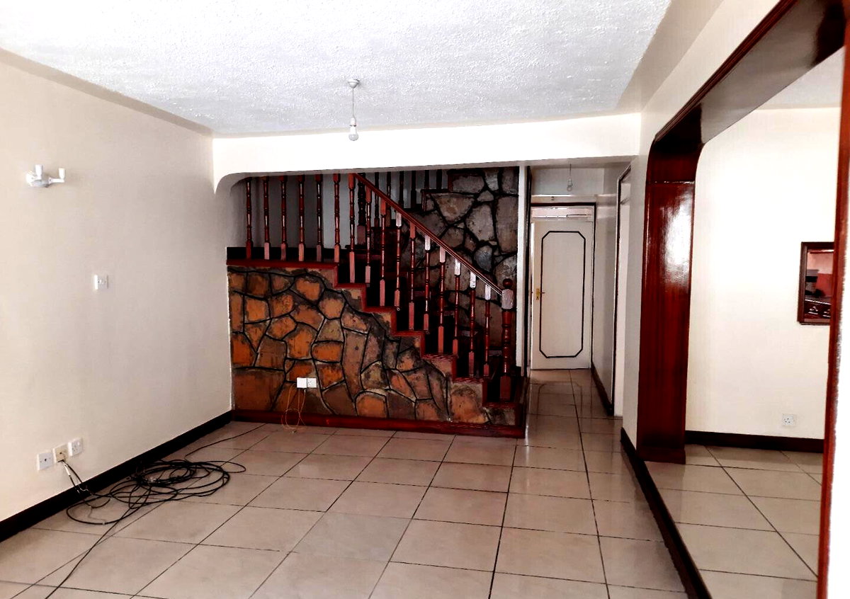 4BR All-Ensuite Townhouse with Generator & Solar - Kileleshwa