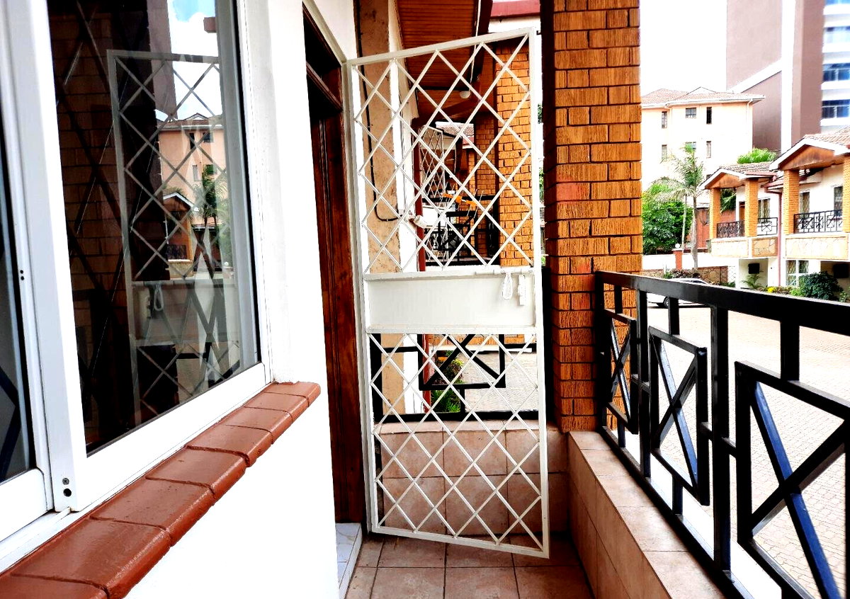 4BR All-Ensuite Townhouse with Generator & Solar - Kileleshwa