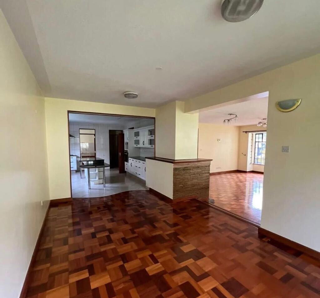 5-Ensuite Townhouse with Study & Inverter - Lavington Gated Community