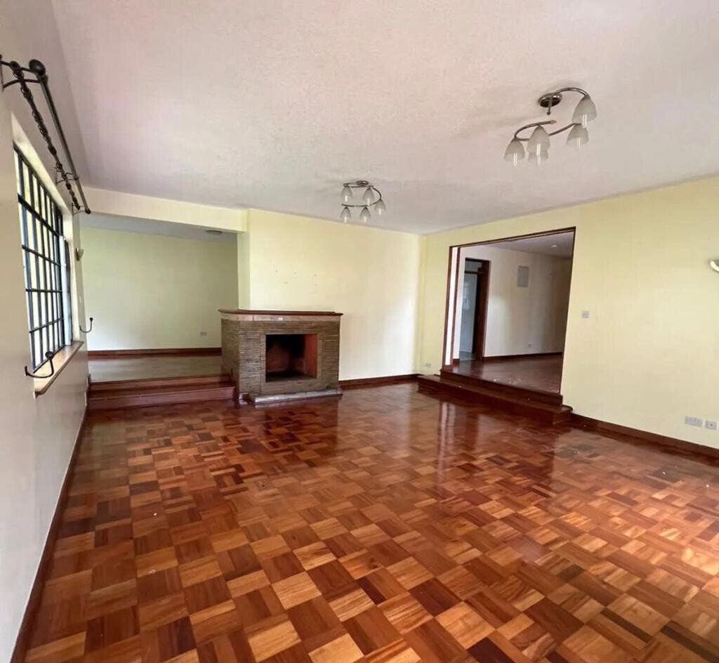 5-Ensuite Townhouse with Study & Inverter - Lavington Gated Community
