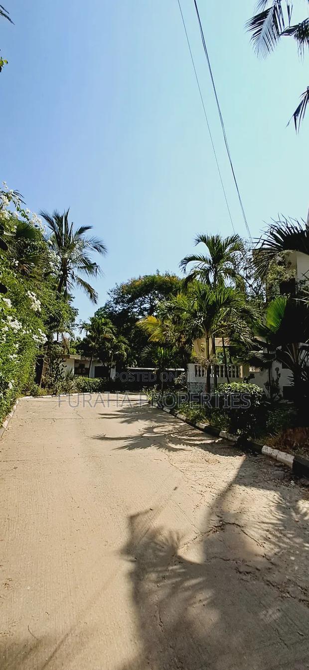 10bdrm Mansion in Nyali for rent