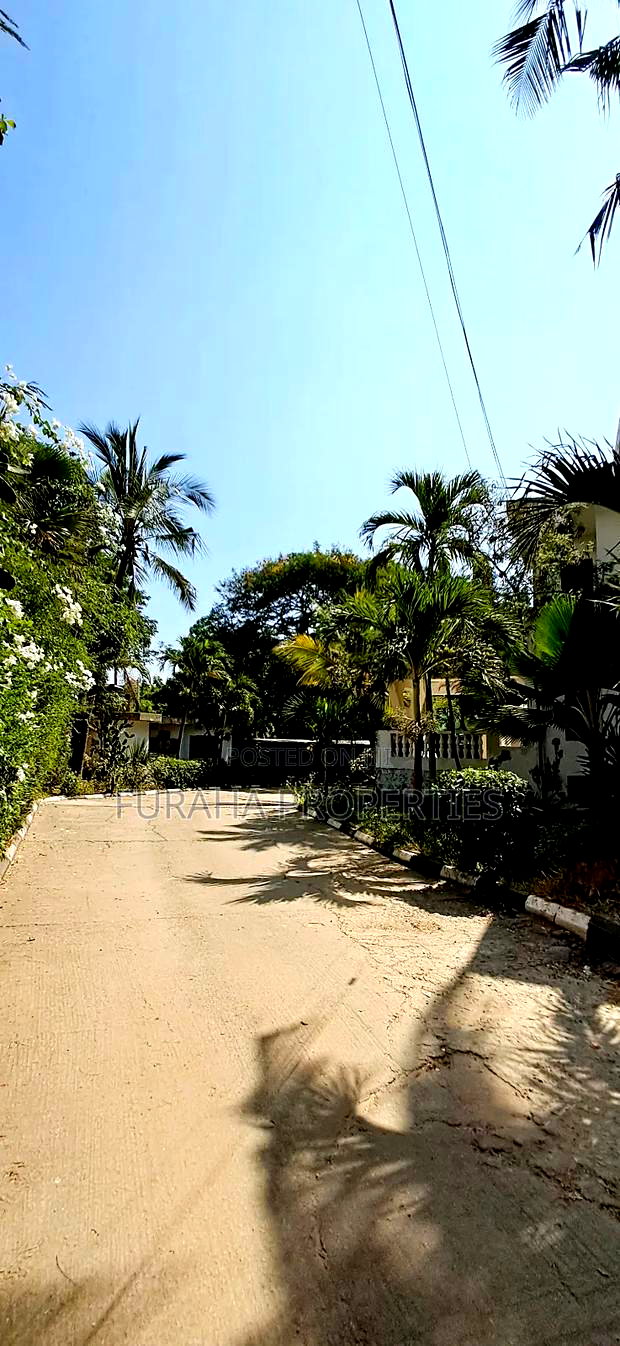 10bdrm Mansion in Nyali for rent
