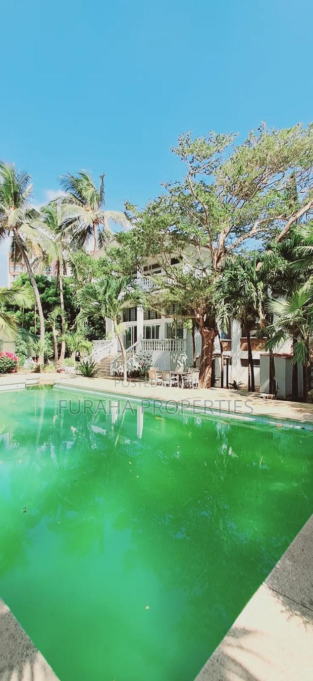 10bdrm Mansion in Nyali for rent
