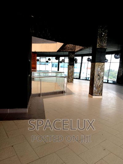 7500sqft Lounge Restaurants - Image 1