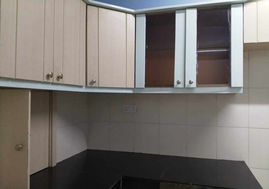 Remodeled 4BR Townhouse with Guest Room & DSQ - South C Gated Complex