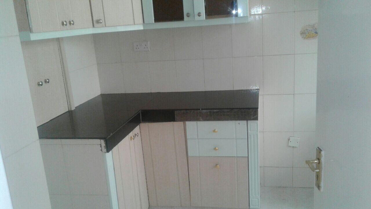 Remodeled 4BR Townhouse with Guest Room & DSQ - South C Gated Complex