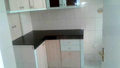 Remodeled 4BR Townhouse with Guest Room & DSQ - South C Gated Complex