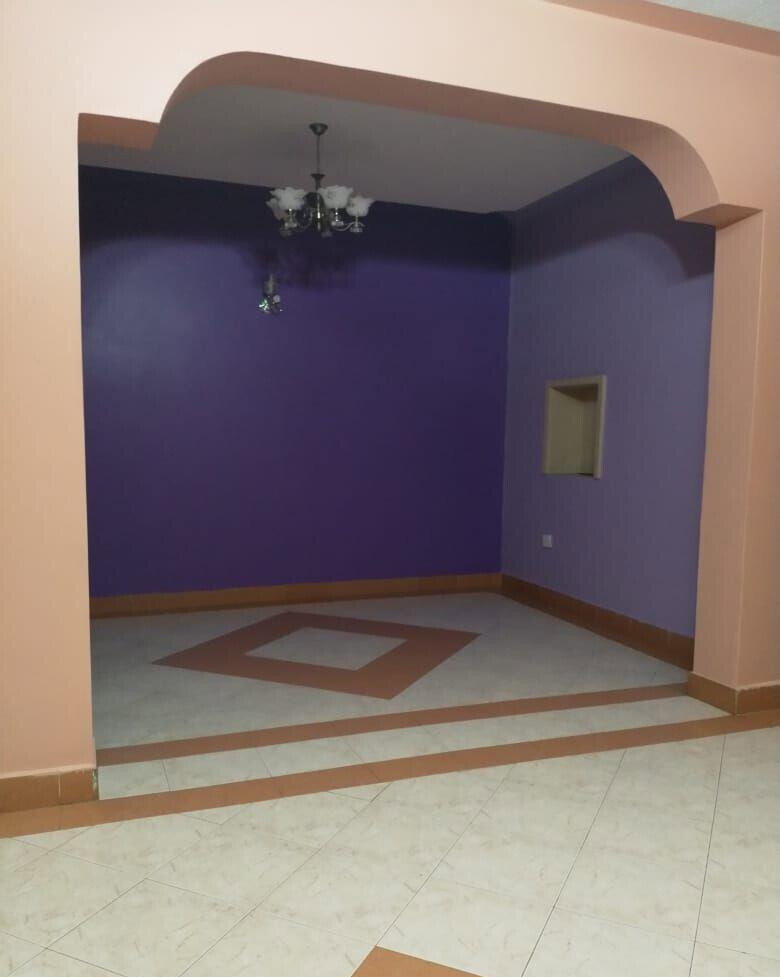 Remodeled 4BR Townhouse with Guest Room & DSQ - South C Gated Complex