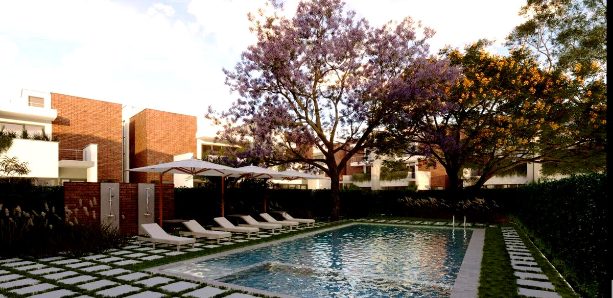 0.65 Acre Townhouse with Garden