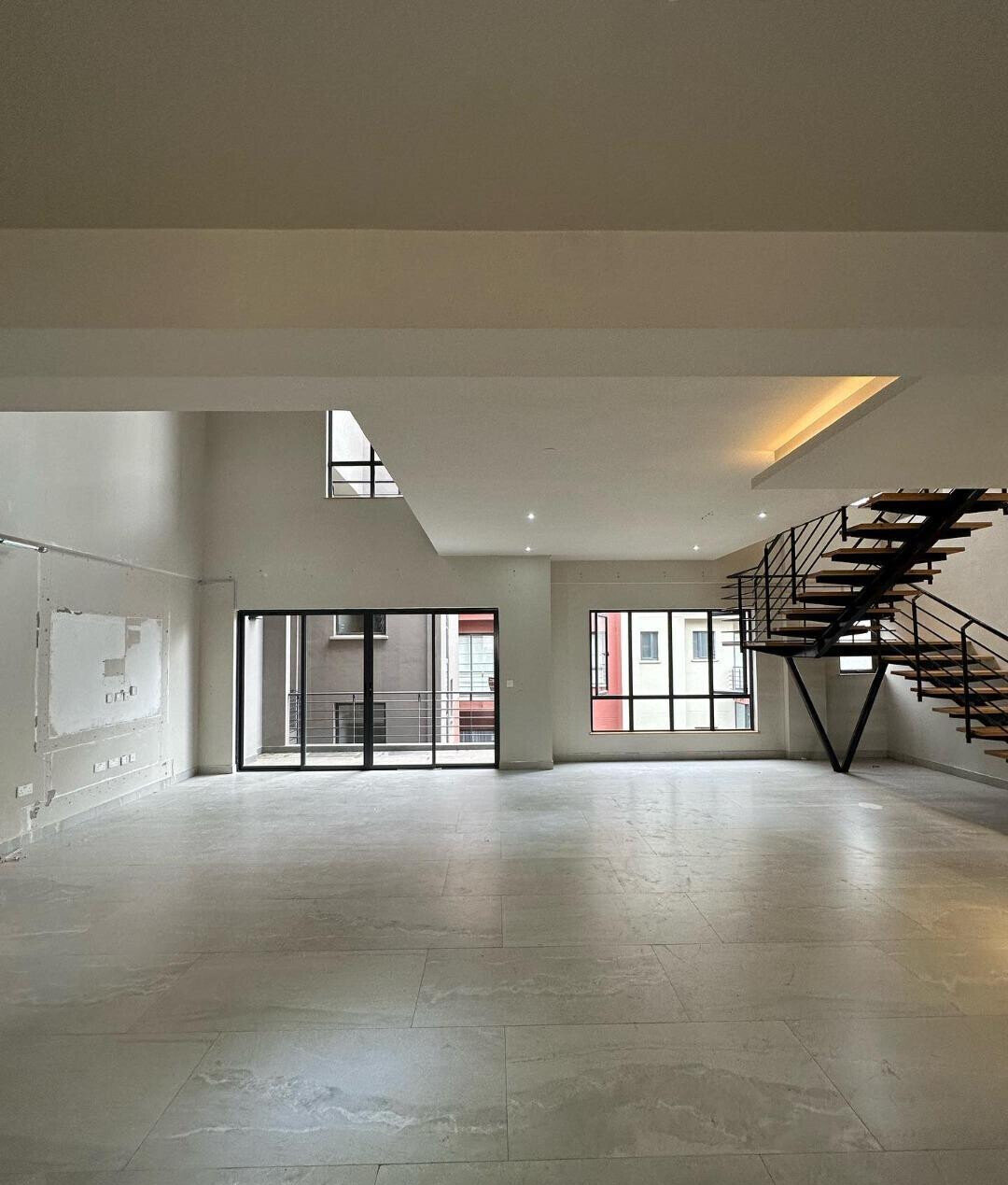 4BR Townhouse with Rooftop Terrace & Lift - Kileleshwa