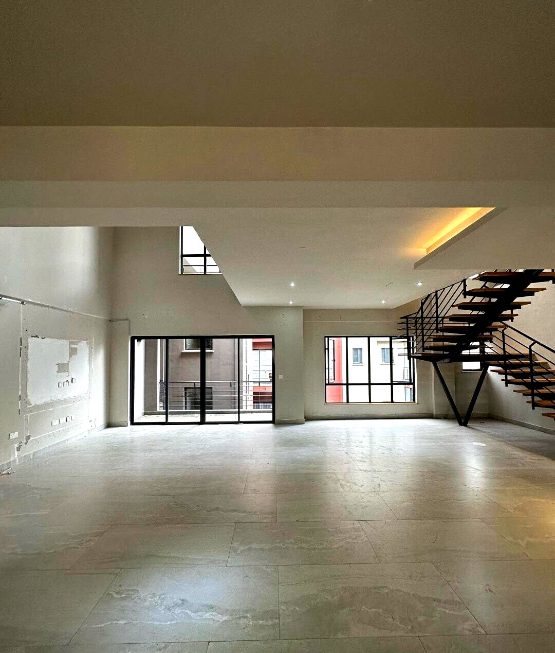 4BR Townhouse with Rooftop Terrace & Lift - Kileleshwa