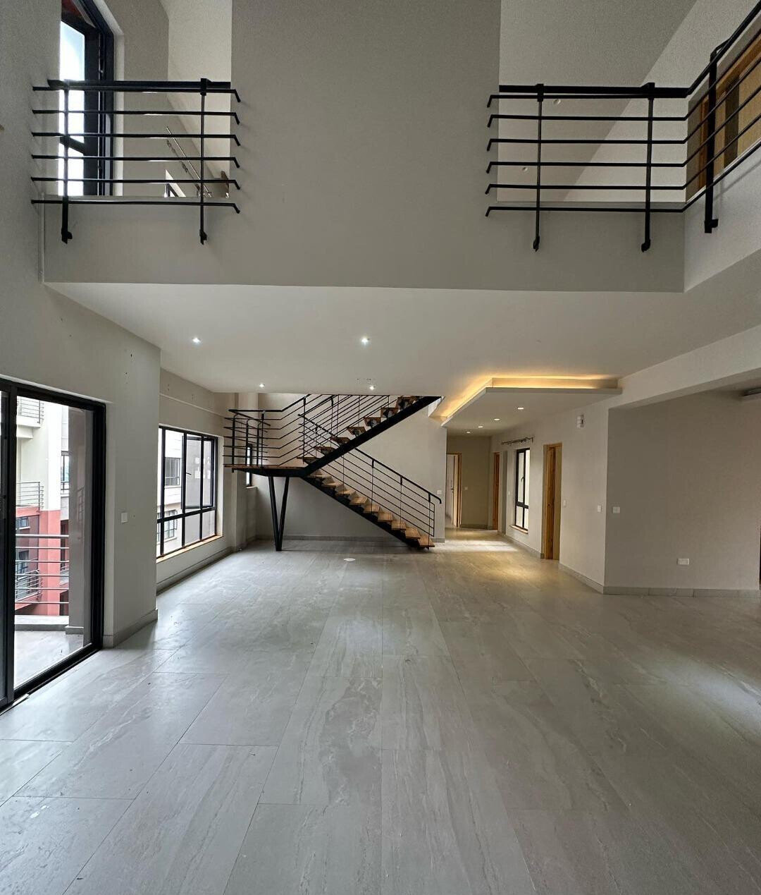 4BR Townhouse with Rooftop Terrace & Lift - Kileleshwa