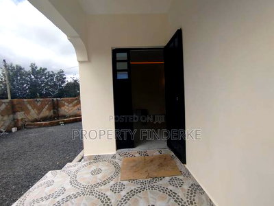 3bdrm Bungalow in Nkoroi for sale - Image 12