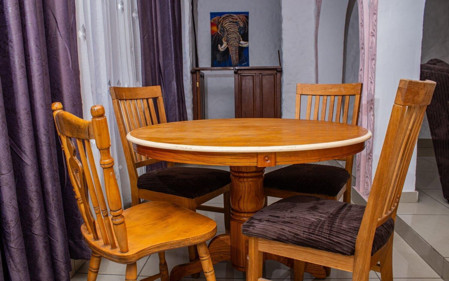 2BR Tudor Creekside Apartment with Smart TV & DSTV - Nyali