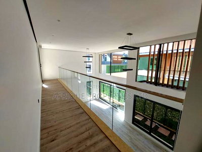 5bdrm Villa in Lavington for sale - Image 6