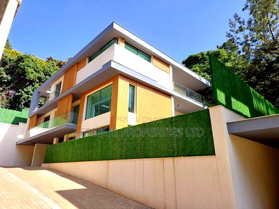 5bdrm Villa in Lavington for sale - Image 18
