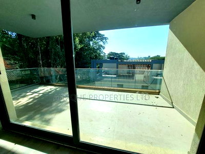 5bdrm Villa in Lavington for sale - Image 19