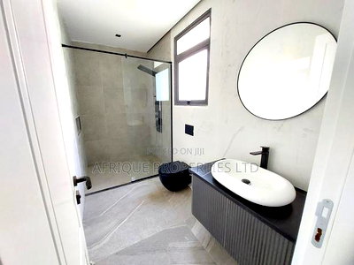 5bdrm Villa in Lavington for sale - Image 11