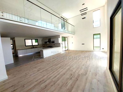 5bdrm Villa in Lavington for sale - Image 2