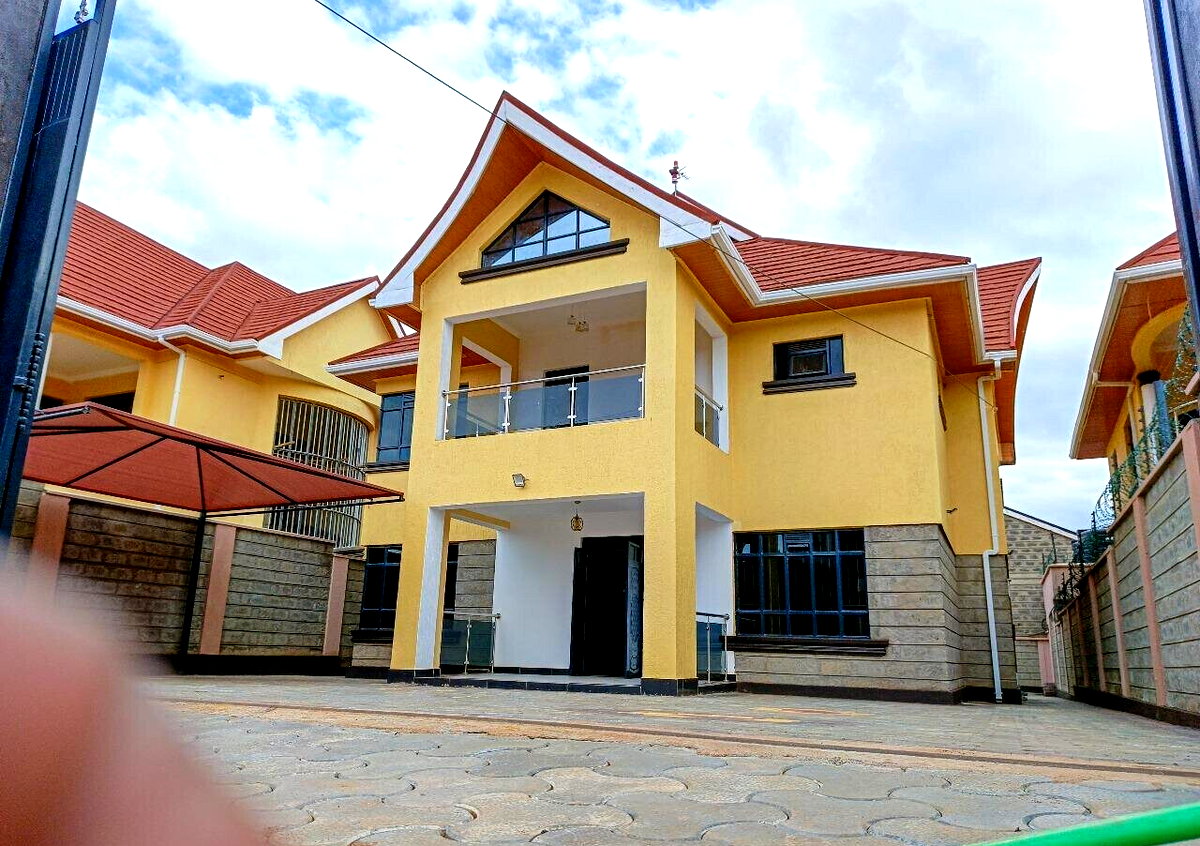 4BR All-Ensuite Mansion with DSQ on 50x100 - Mugutha, Ruiru