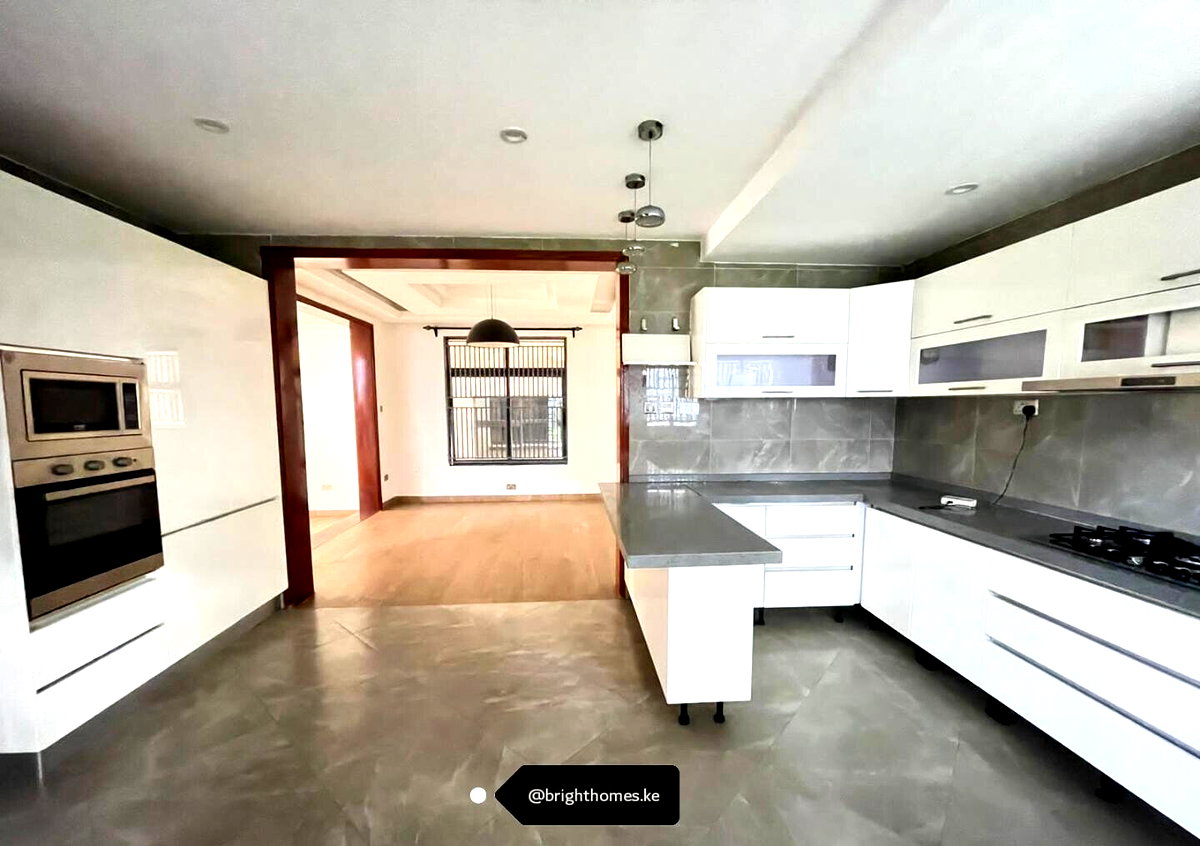 5-Ensuite Townhome with Fireplace & DSQ in Secure Lavington Estate