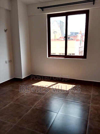 4bdrm Apartment in Parklands for rent - Image 16