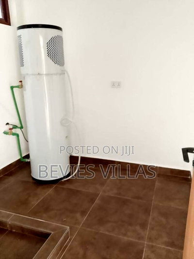 4bdrm Apartment in Parklands for rent - Image 9