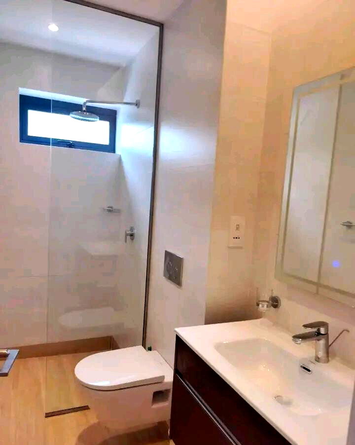 Brand-New 4BR All-Ensuite Townhouse with DSQ – Kyuna