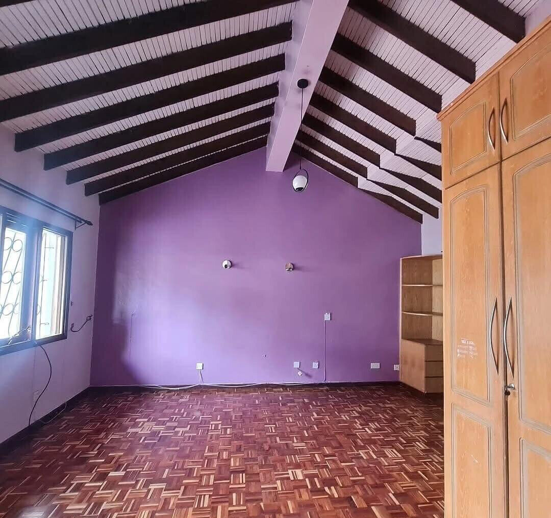 4BR Townhouse with Study & Fish Pond - Kilimani