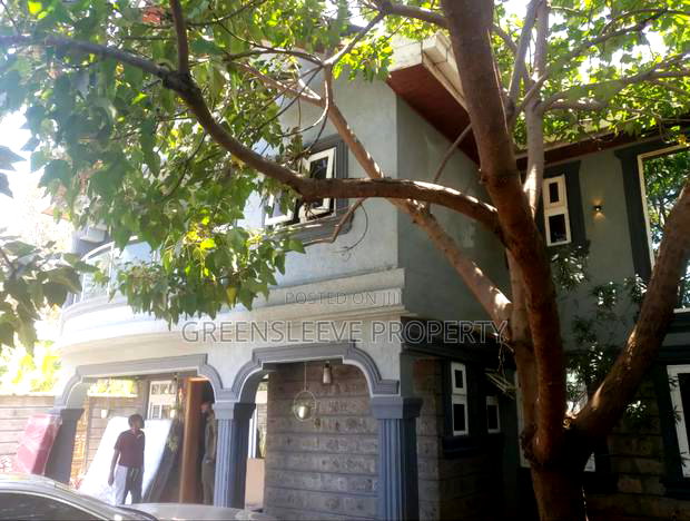 4bdrm House in Karen, Hardy for rent