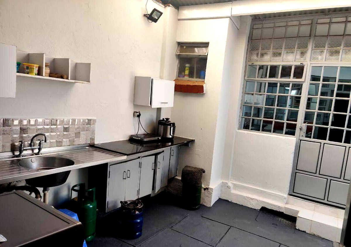 4BR Maisonette with 2 Guest Studios in Gated 32-Home Estate - Kileleshwa