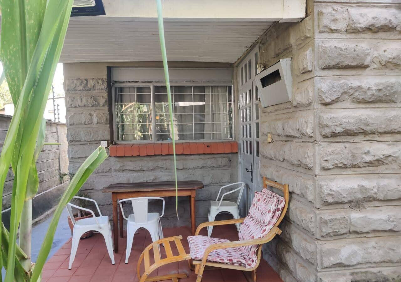 4BR Maisonette with 2 Guest Studios in Gated 32-Home Estate - Kileleshwa