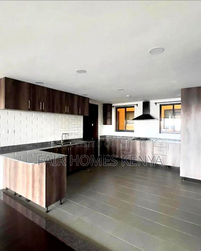 4bdrm Duplex in Valley Arcade, Lavington for sale - Image 1