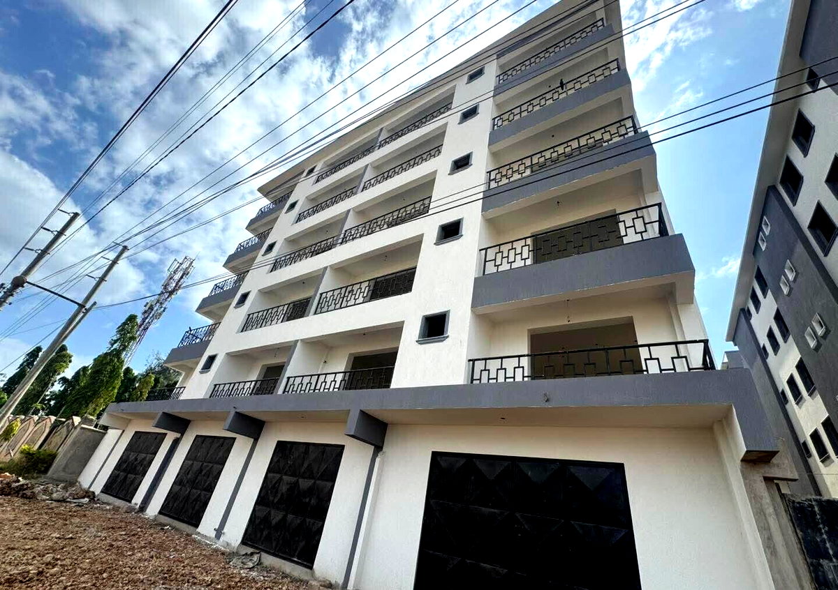 3BR with DSQ, Pool & 24-Hour Security - Nyali, Mombasa