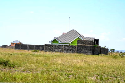50 by 100 Juja Farm Plots - Image 1