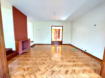 5bdrm Mansion in Kitisuru for rent - Image 4