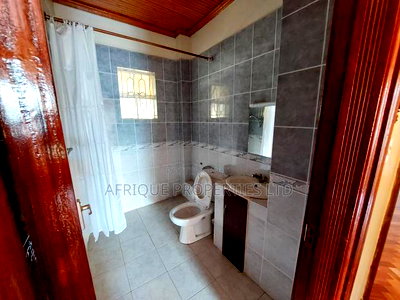 5bdrm Mansion in Kitisuru for rent - Image 12