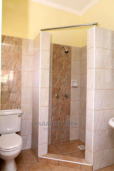 3bdrm Bungalow in Paradise Park Estate, Kinanie for Sale - Image 10