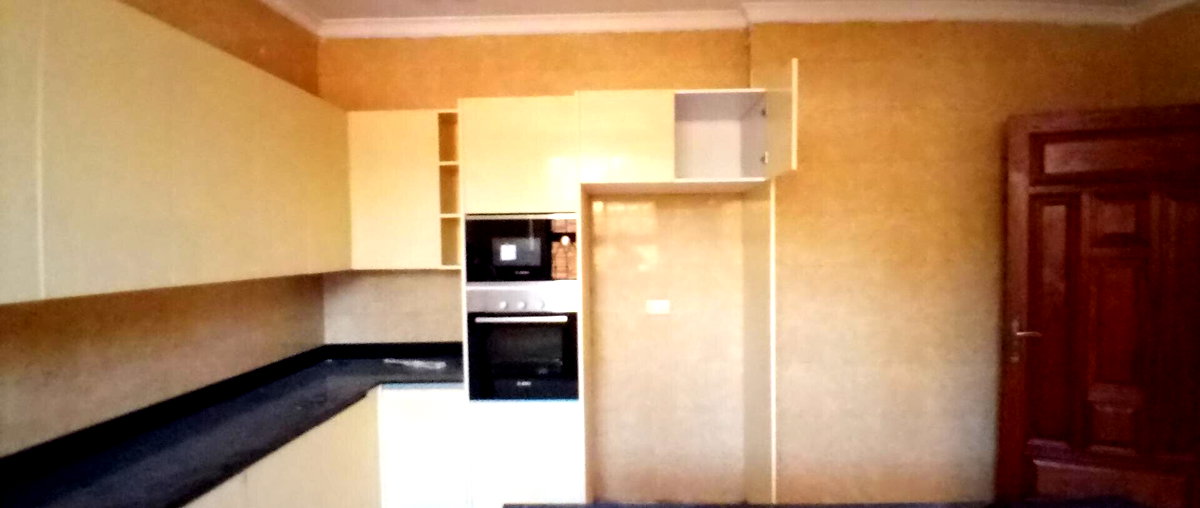 6-Bedroom Diplomatic Villa with 3 Terraces - Lavington