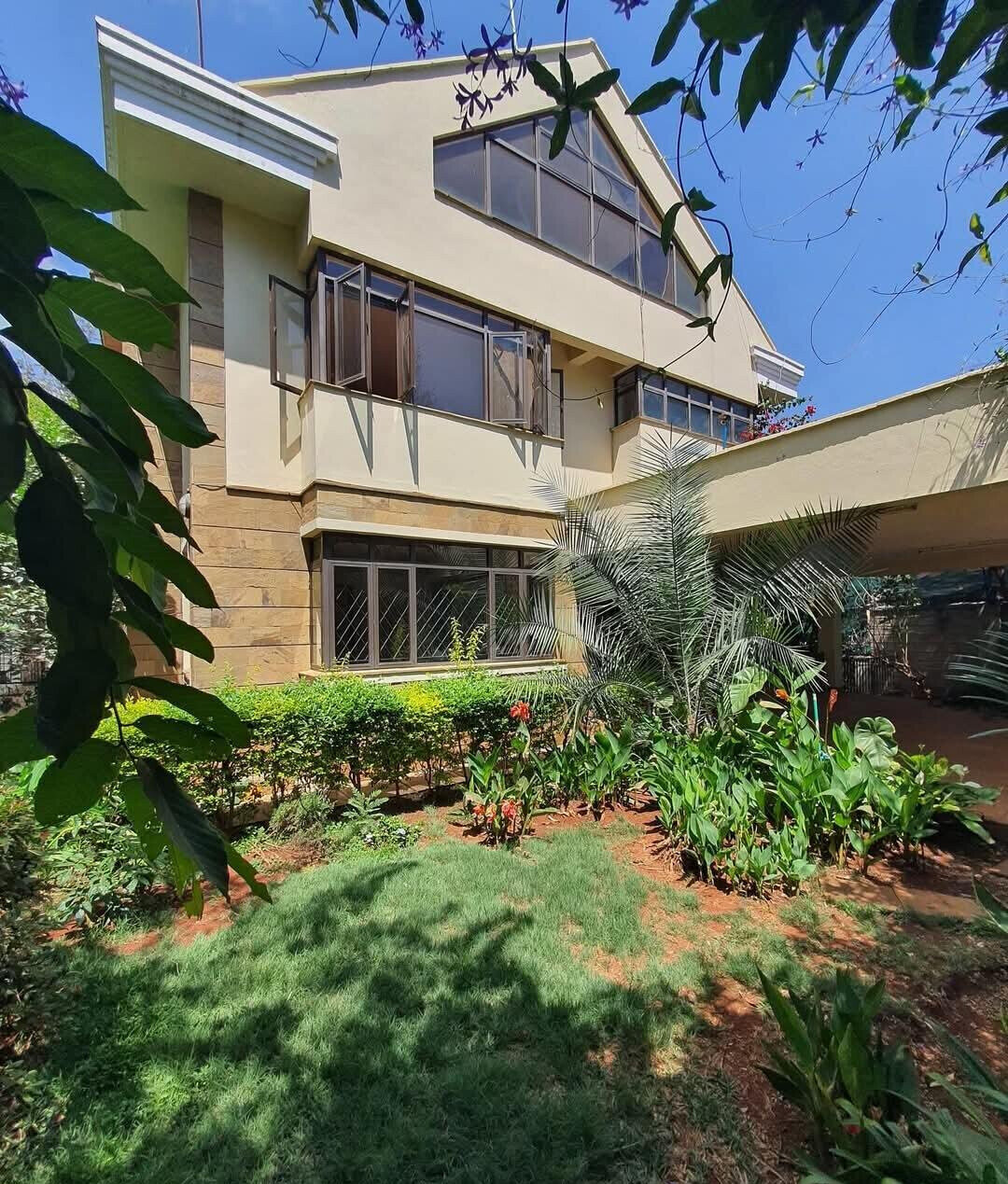 4-Unit Townhouse Court with KSh 1.4M Monthly Rent - Lavington