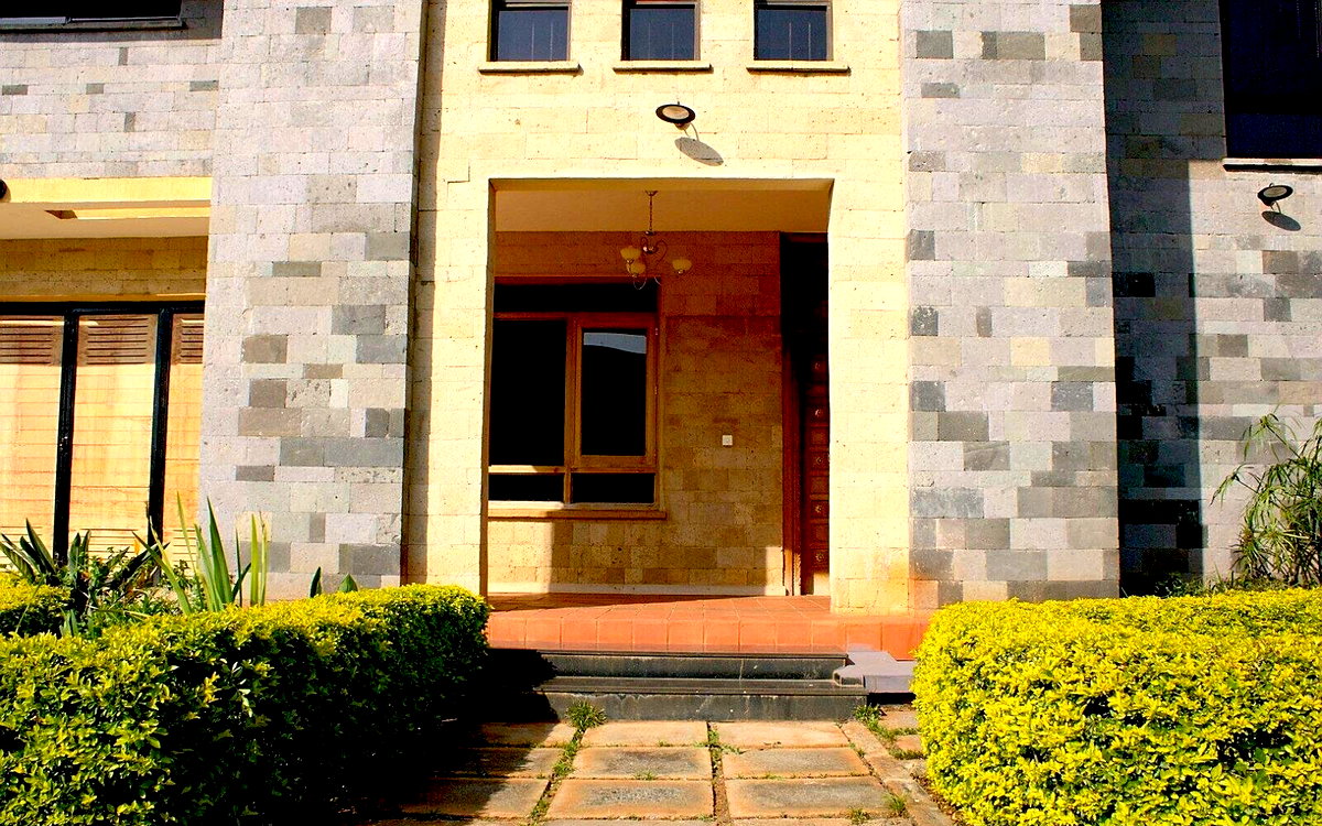 50x100 Garden Home at KSh 450K