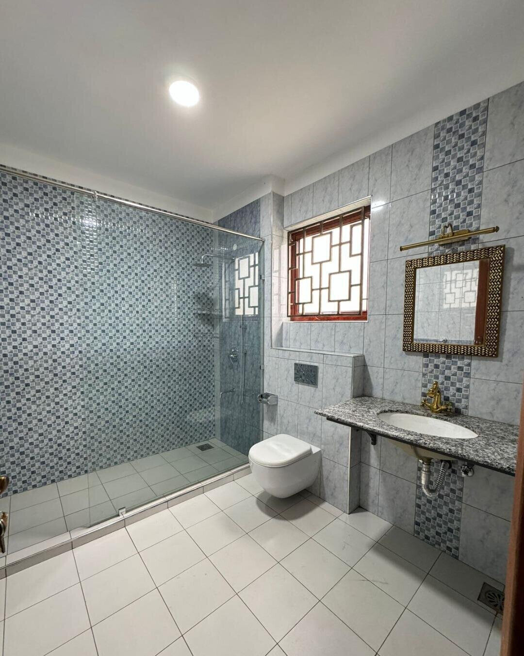 Heated Pool & Italian Kitchen Townhouse - Lavington