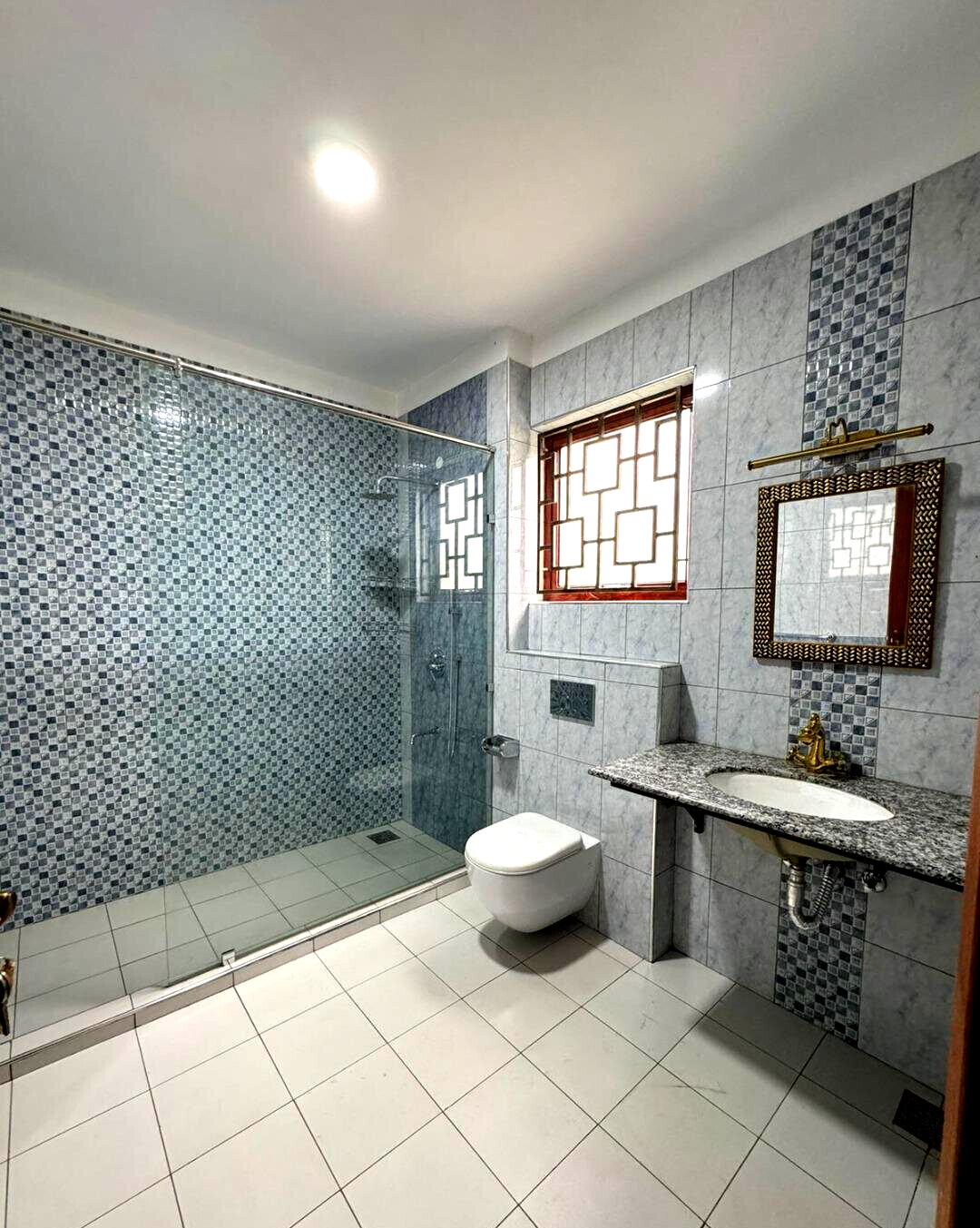 Heated Pool & Italian Kitchen Townhouse - Lavington