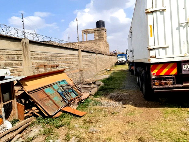 Embakasi: 1acre Commercial Plot
