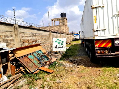 Embakasi: 1acre Commercial Plot - Image 1