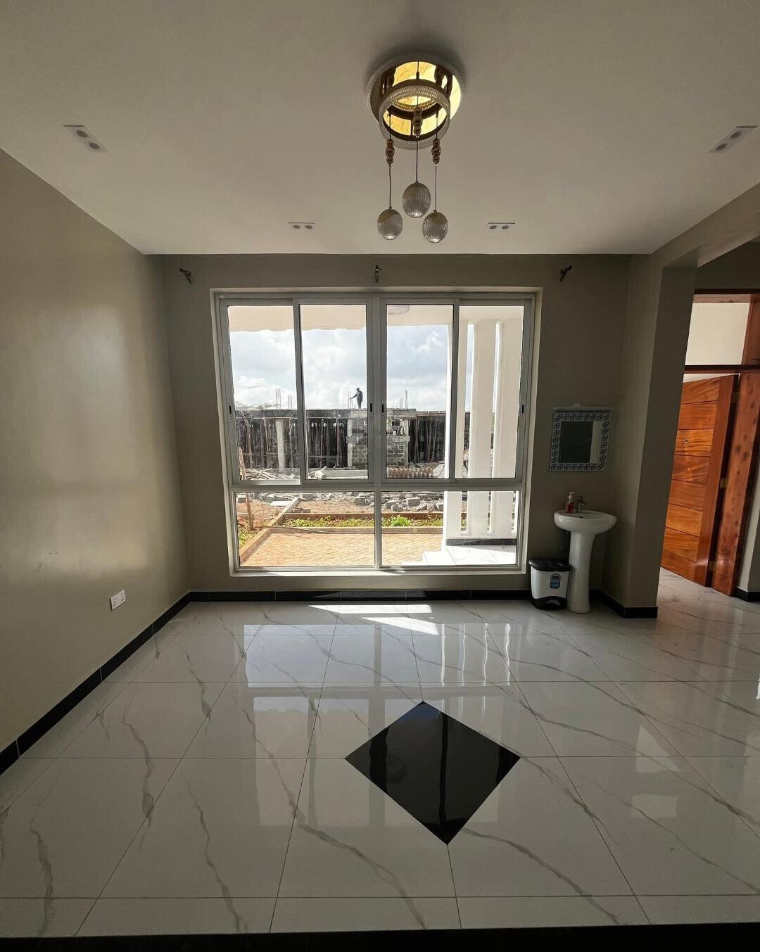4BR All En-Suite Villa with Private SQ in Gated Community - Kiserian