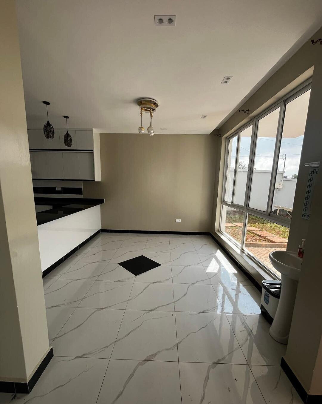 4BR All En-Suite Villa with Private SQ in Gated Community - Kiserian
